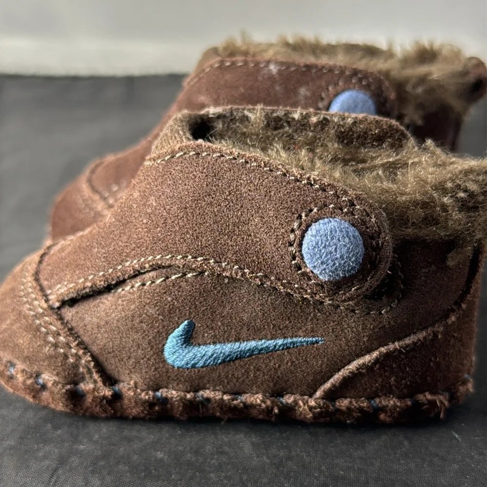 Vintage Nike Baby Crib Sneaker Booties 1C brown boots RARE